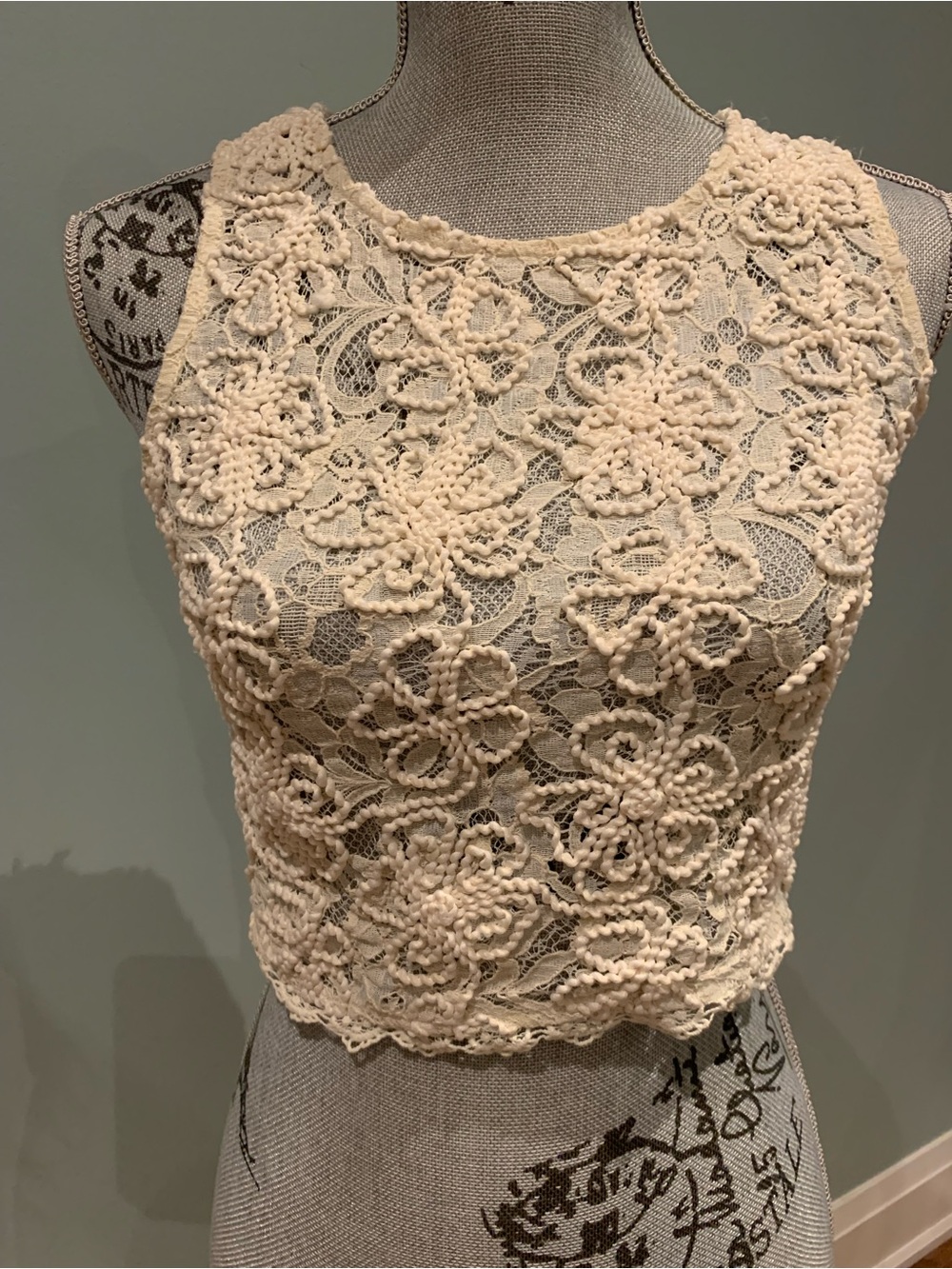 Sans Souci Cream Crochet Lace Crop Top